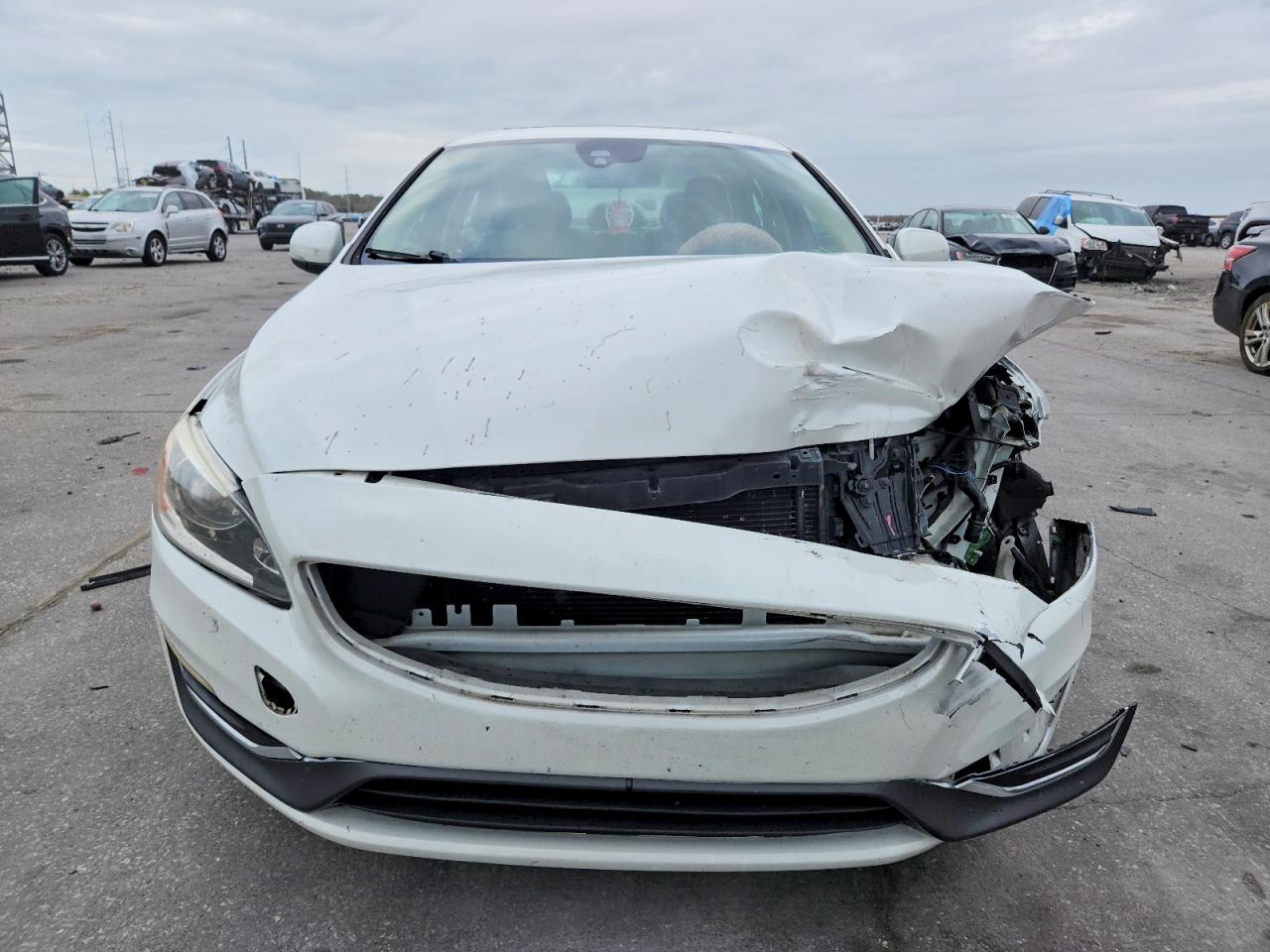 2014 VOLVO S60 T5 photo 5