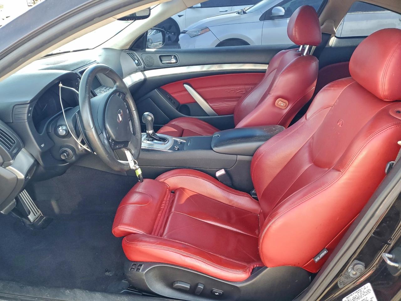 2012 INFINITI G37 BASE photo 7