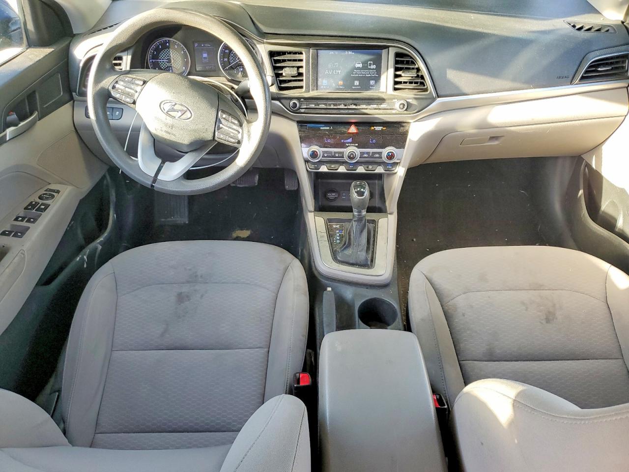 2020 HYUNDAI ELANTRA SEL photo 15