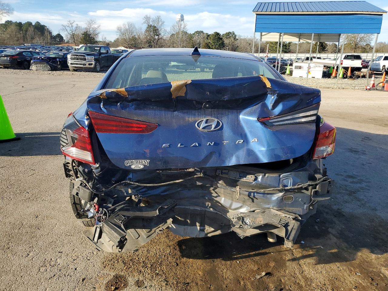 2020 HYUNDAI ELANTRA SEL photo 11