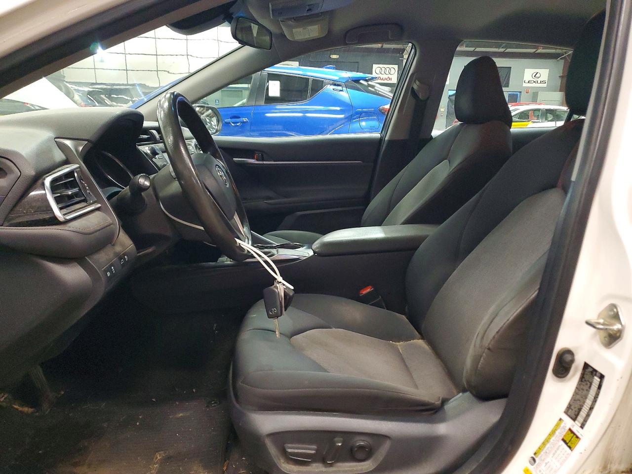 2018 TOYOTA CAMRY L photo 7