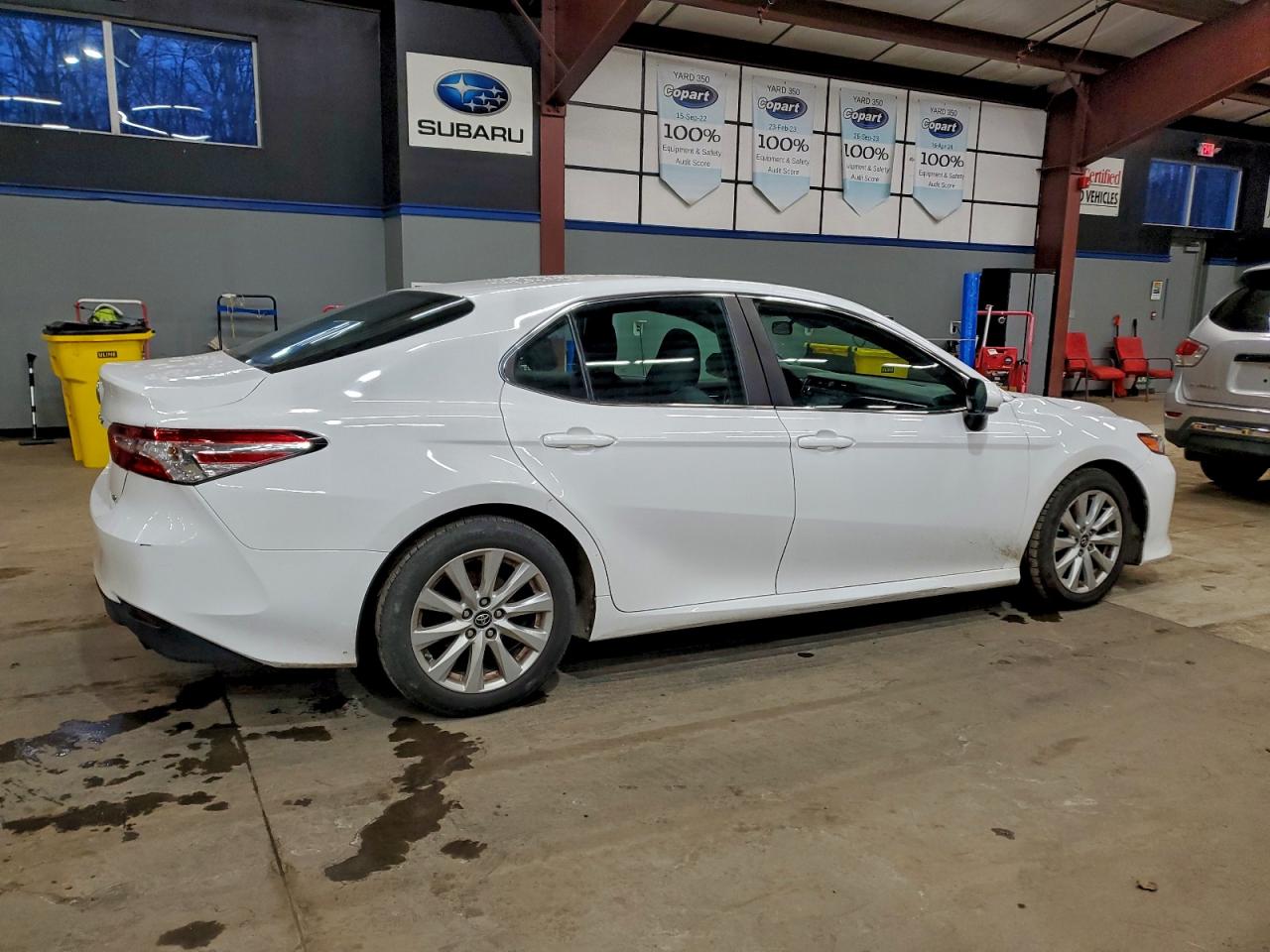 2018 TOYOTA CAMRY L photo 3