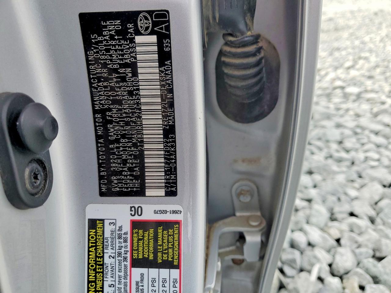 2015 TOYOTA COROLLA L photo 12