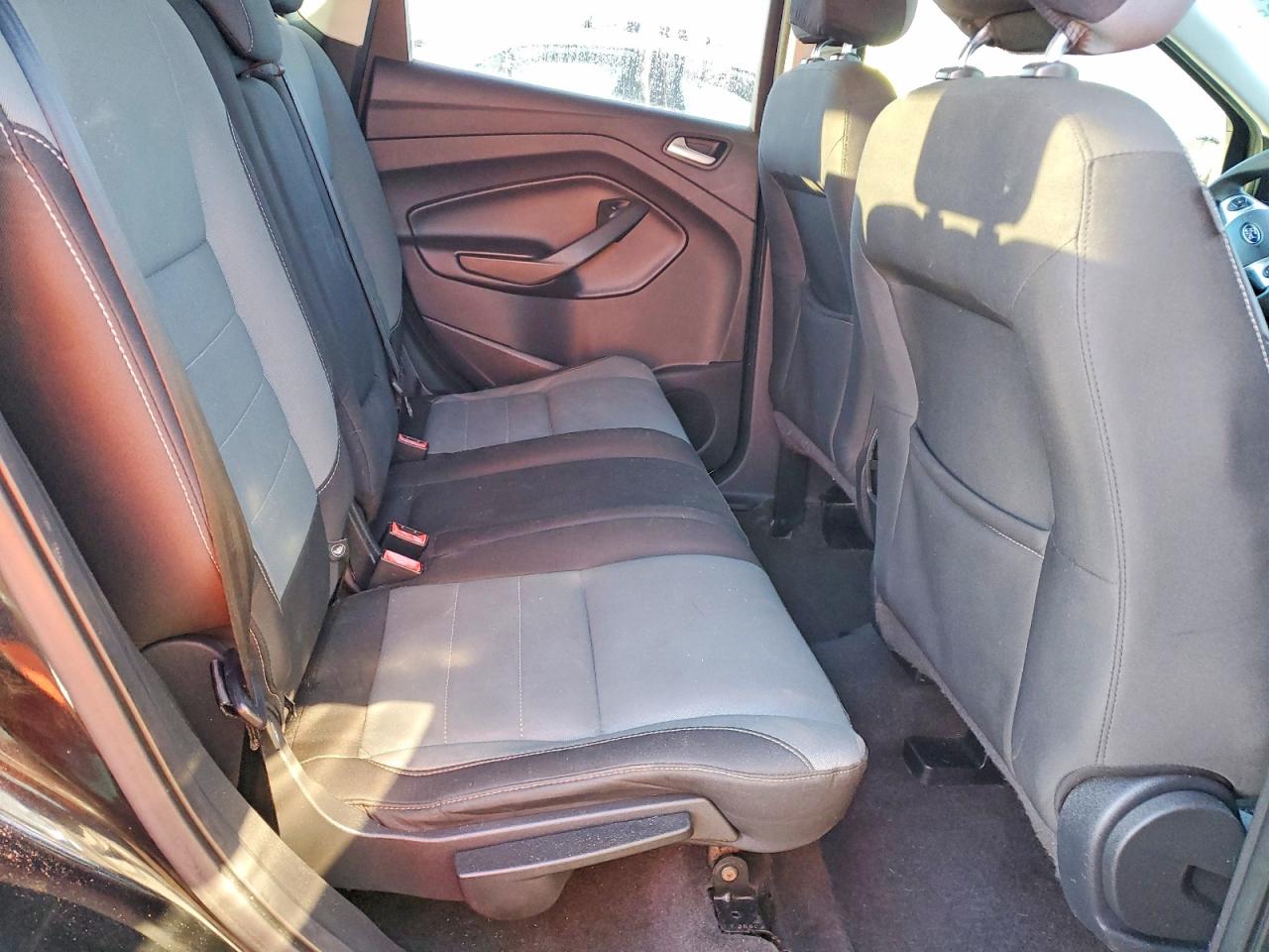 2016 FORD ESCAPE SE photo 11