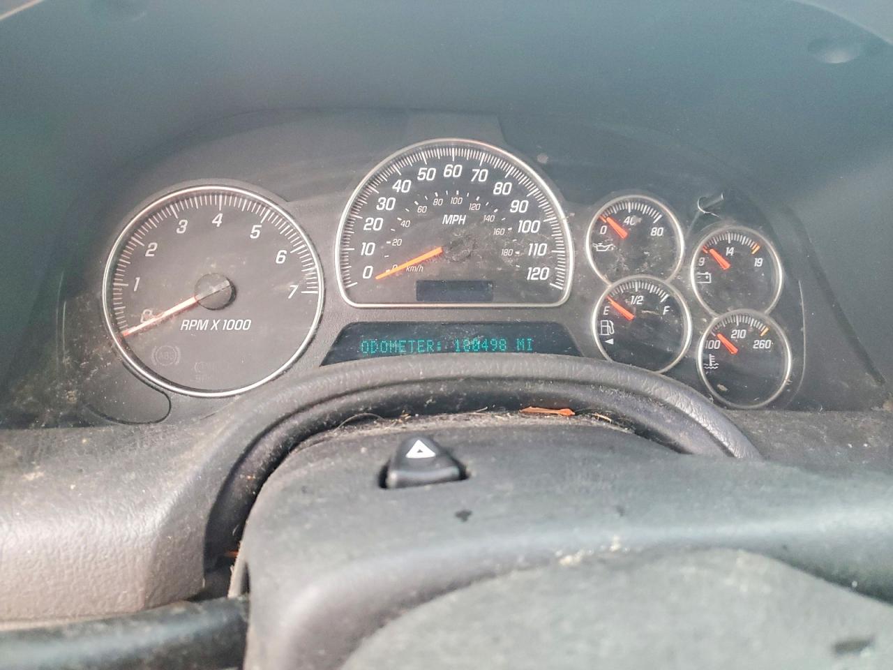 2002 GMC ENVOY photo 9