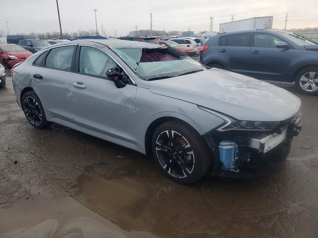 2023 KIA K5 GT LINE photo 4