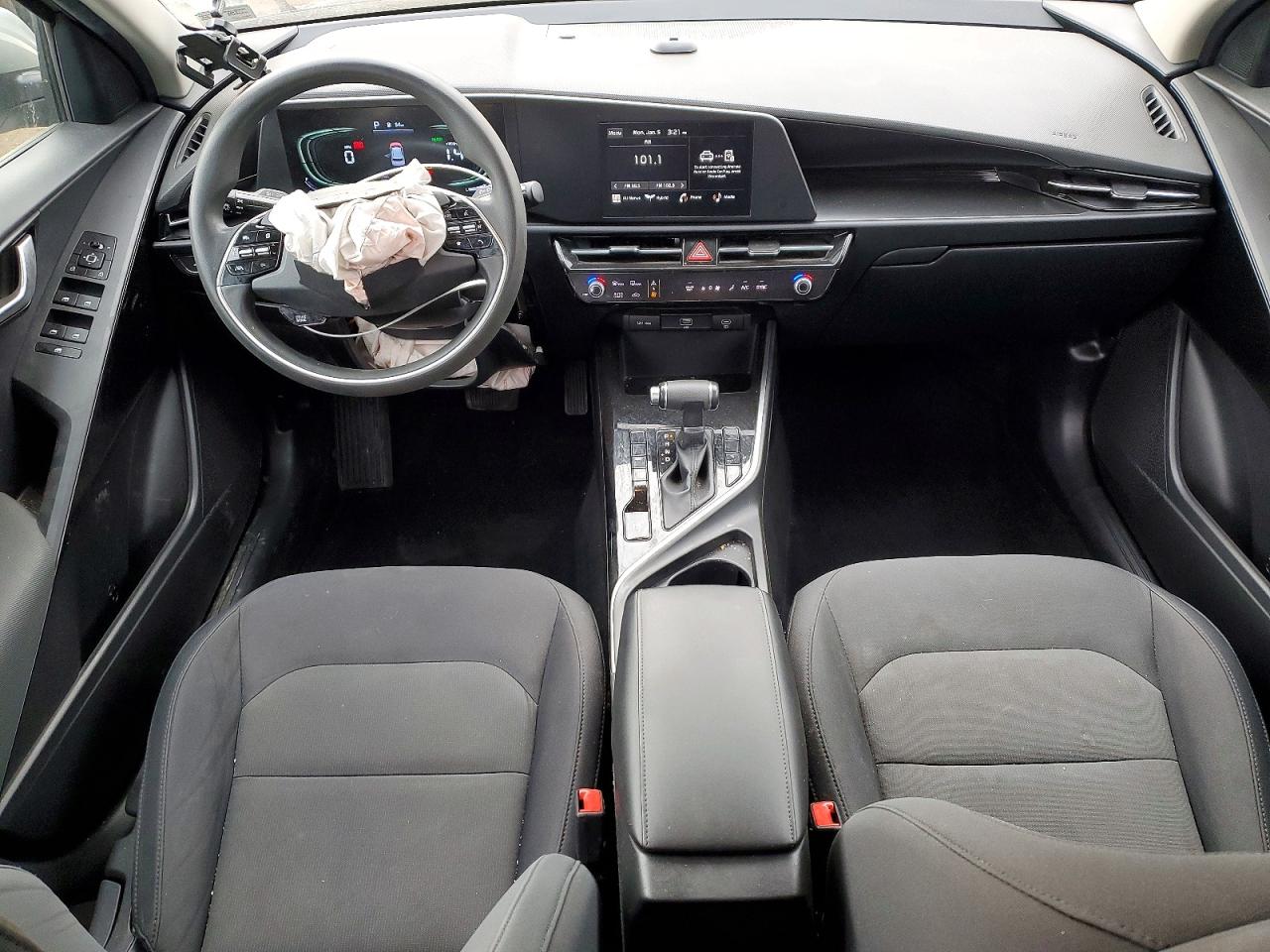 2023 KIA NIRO LX photo 8