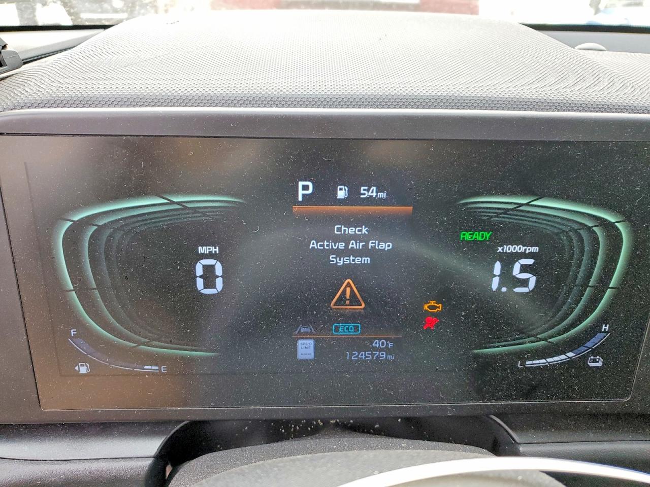 2023 KIA NIRO LX photo 9