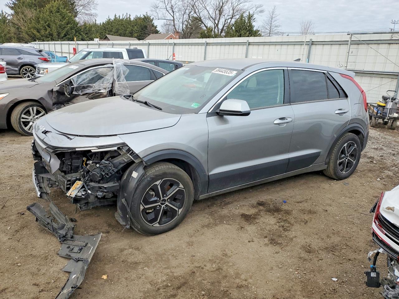 2023 KIA NIRO