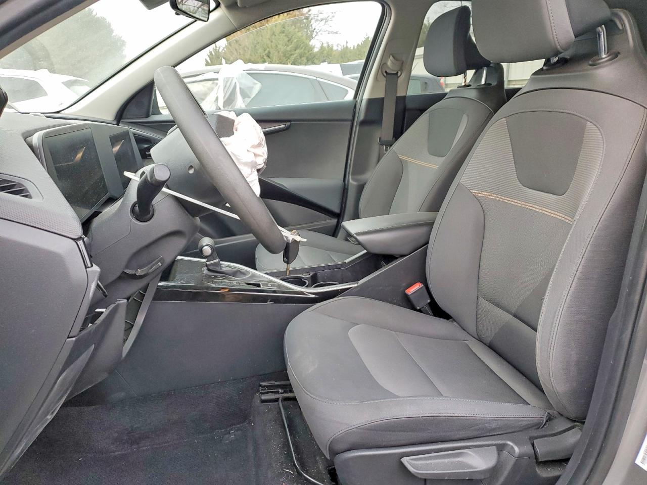 2023 KIA NIRO LX photo 7