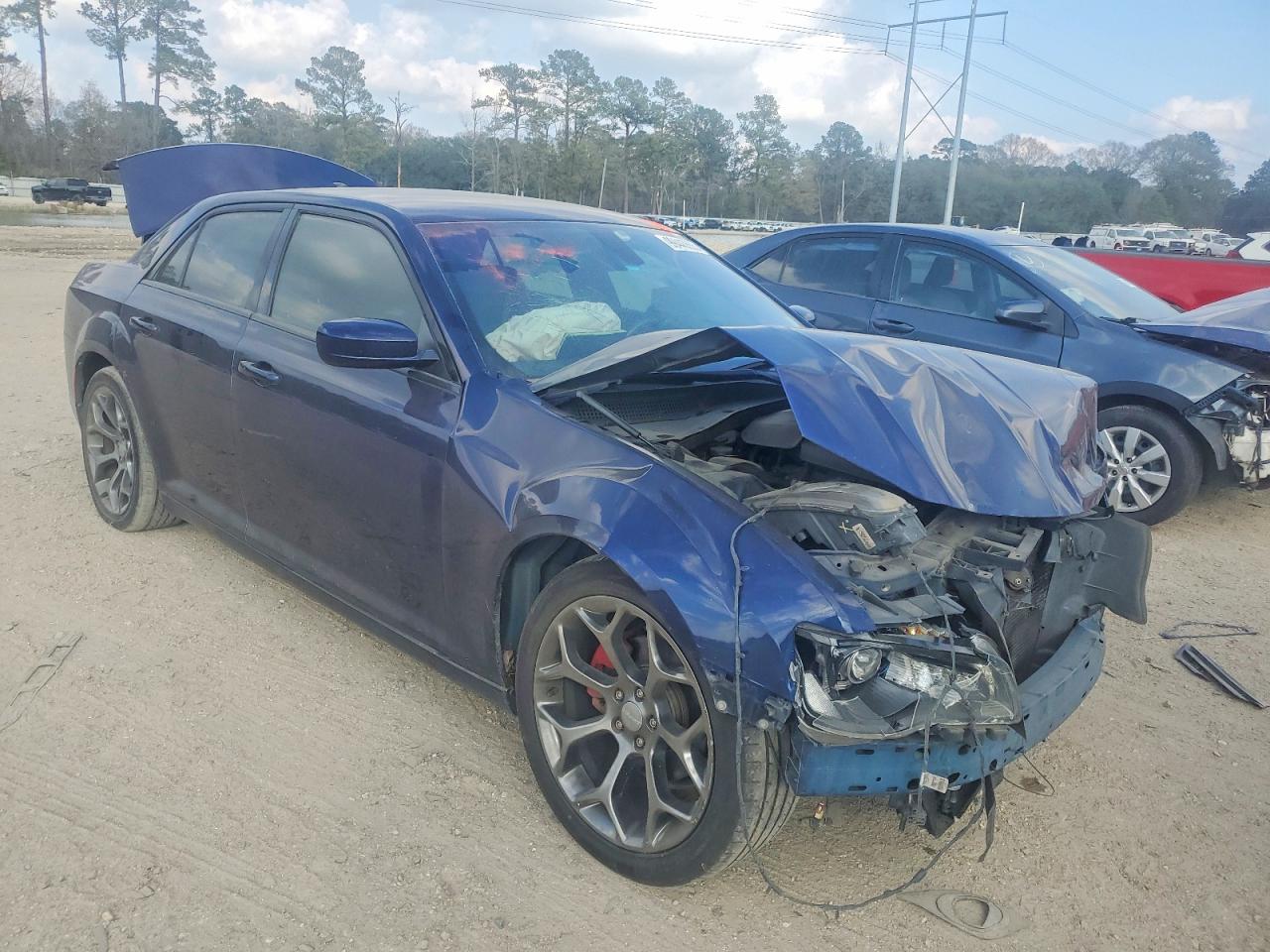 2015 CHRYSLER 300 S photo 4