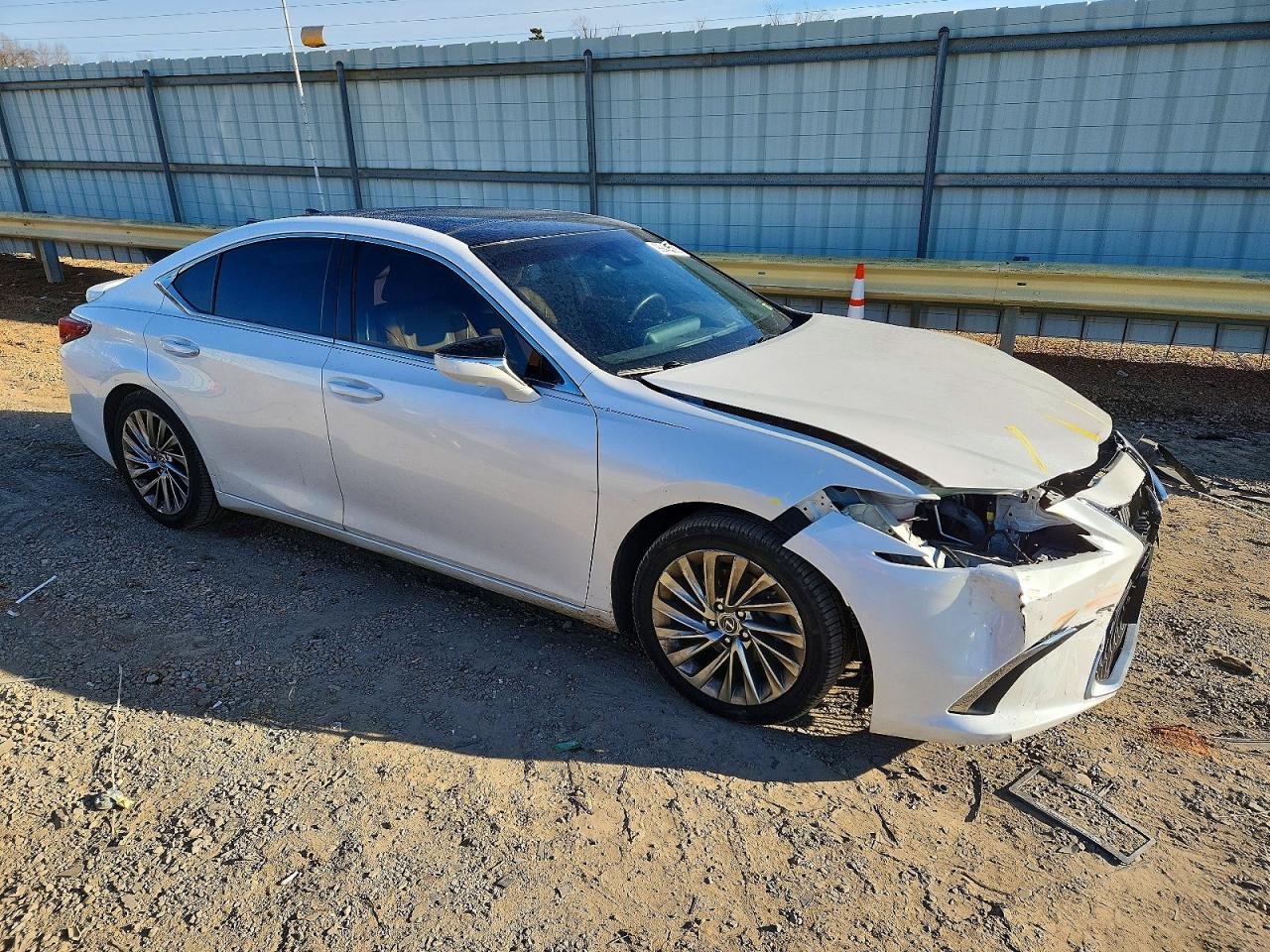 2019 LEXUS ES 350 photo 4