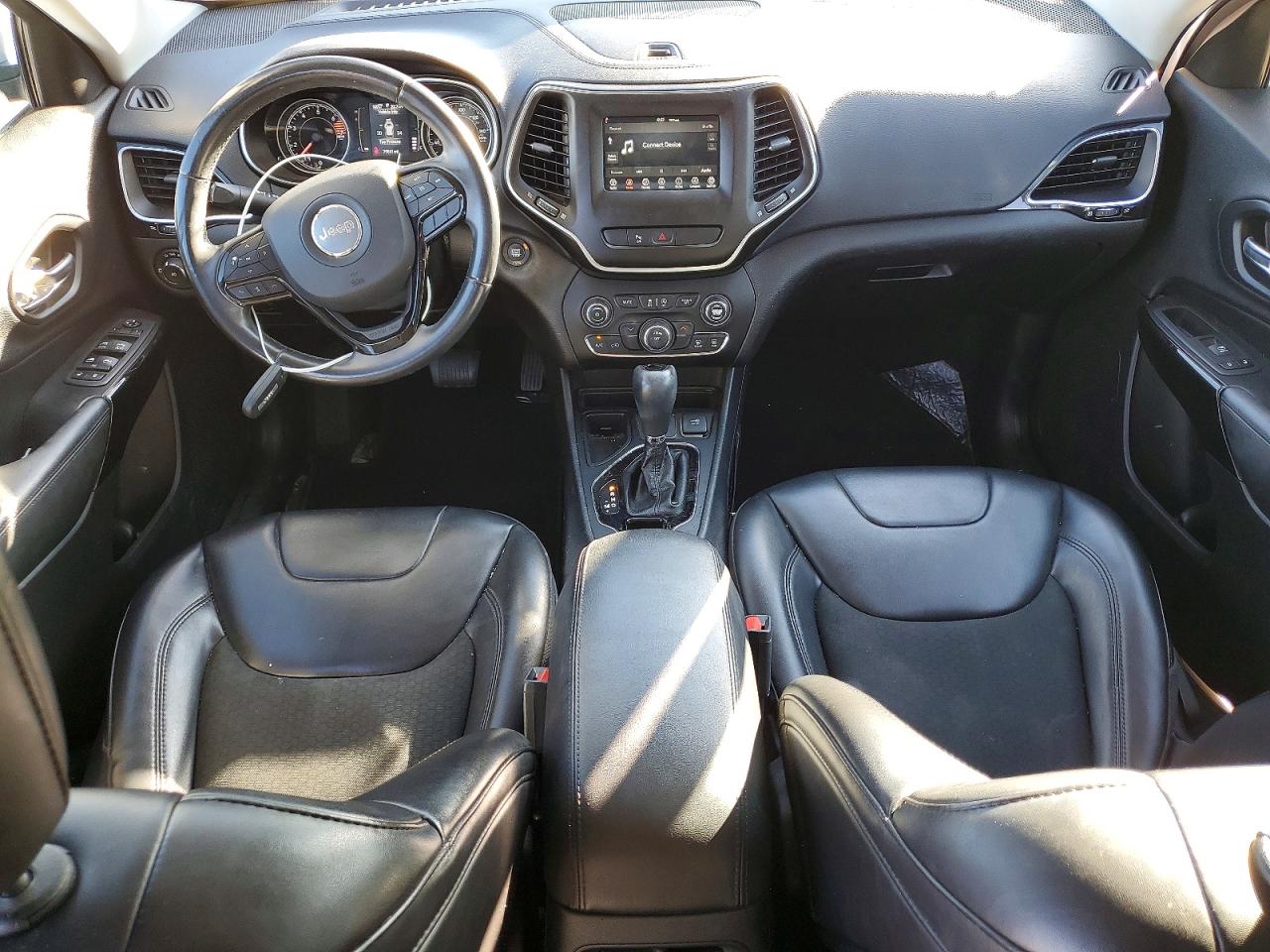 2019 JEEP CHEROKEE LATITUDE PLUS photo 8
