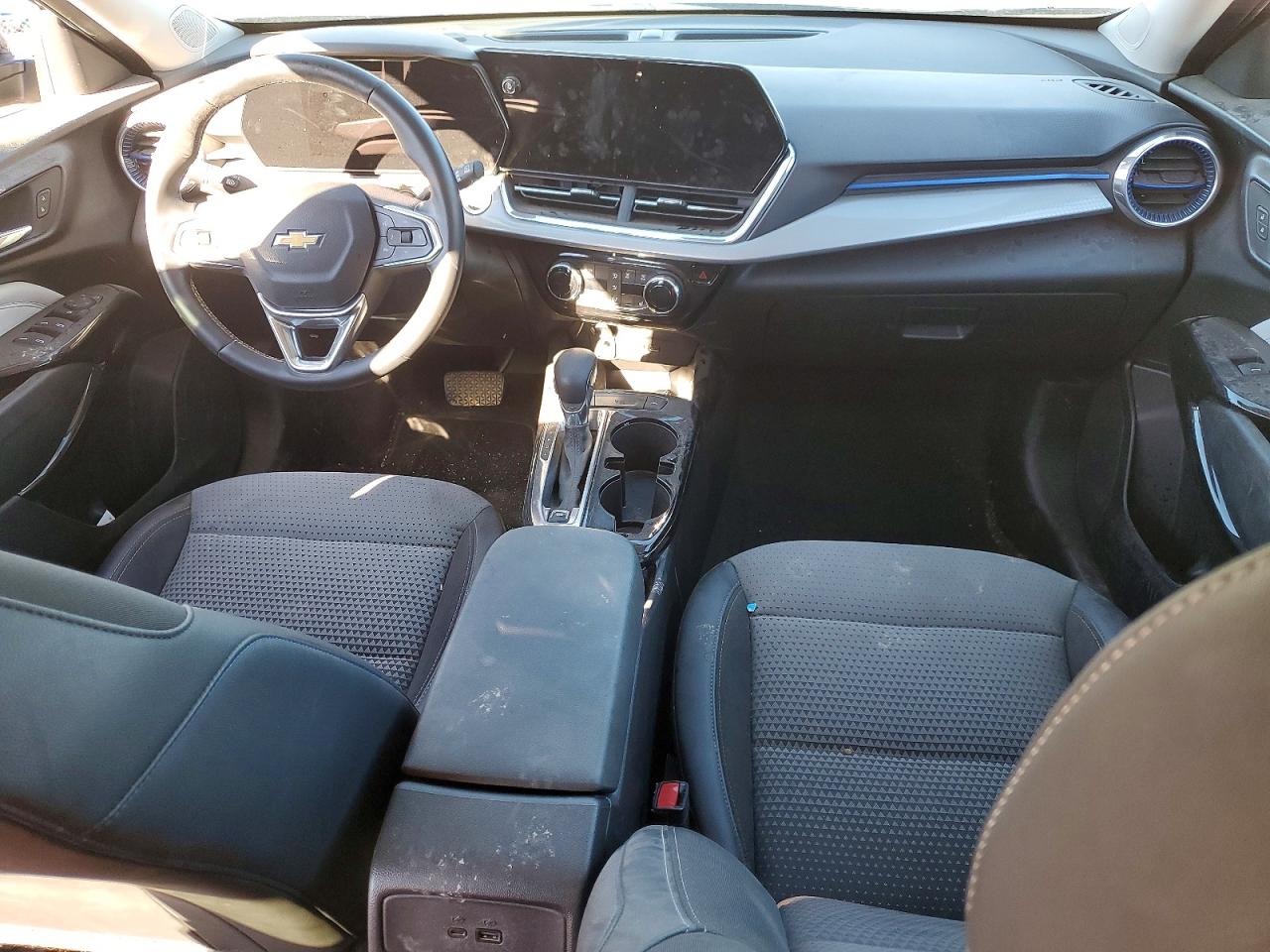 2025 CHEVROLET TRAX 1LT photo 8