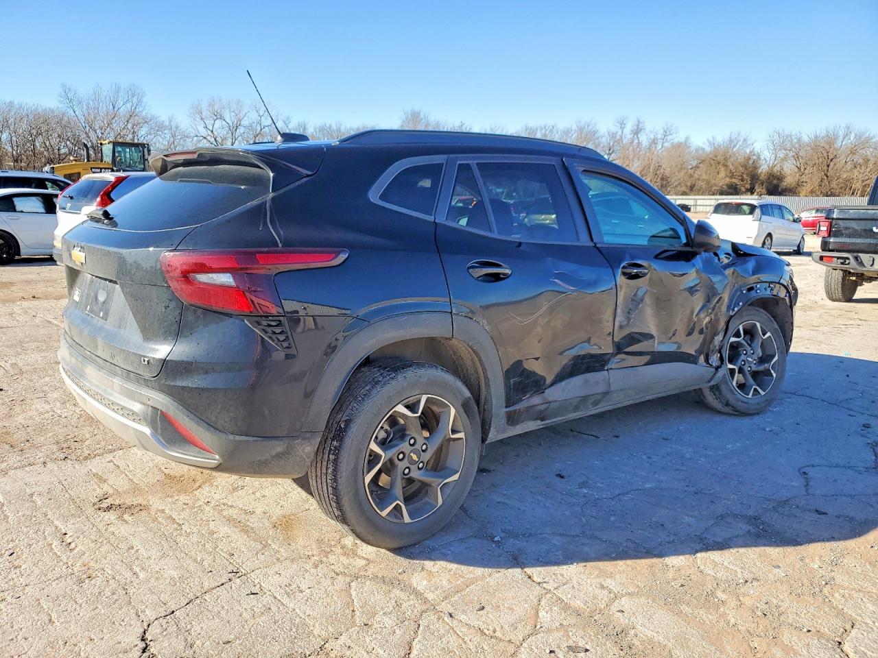 2025 CHEVROLET TRAX 1LT photo 3