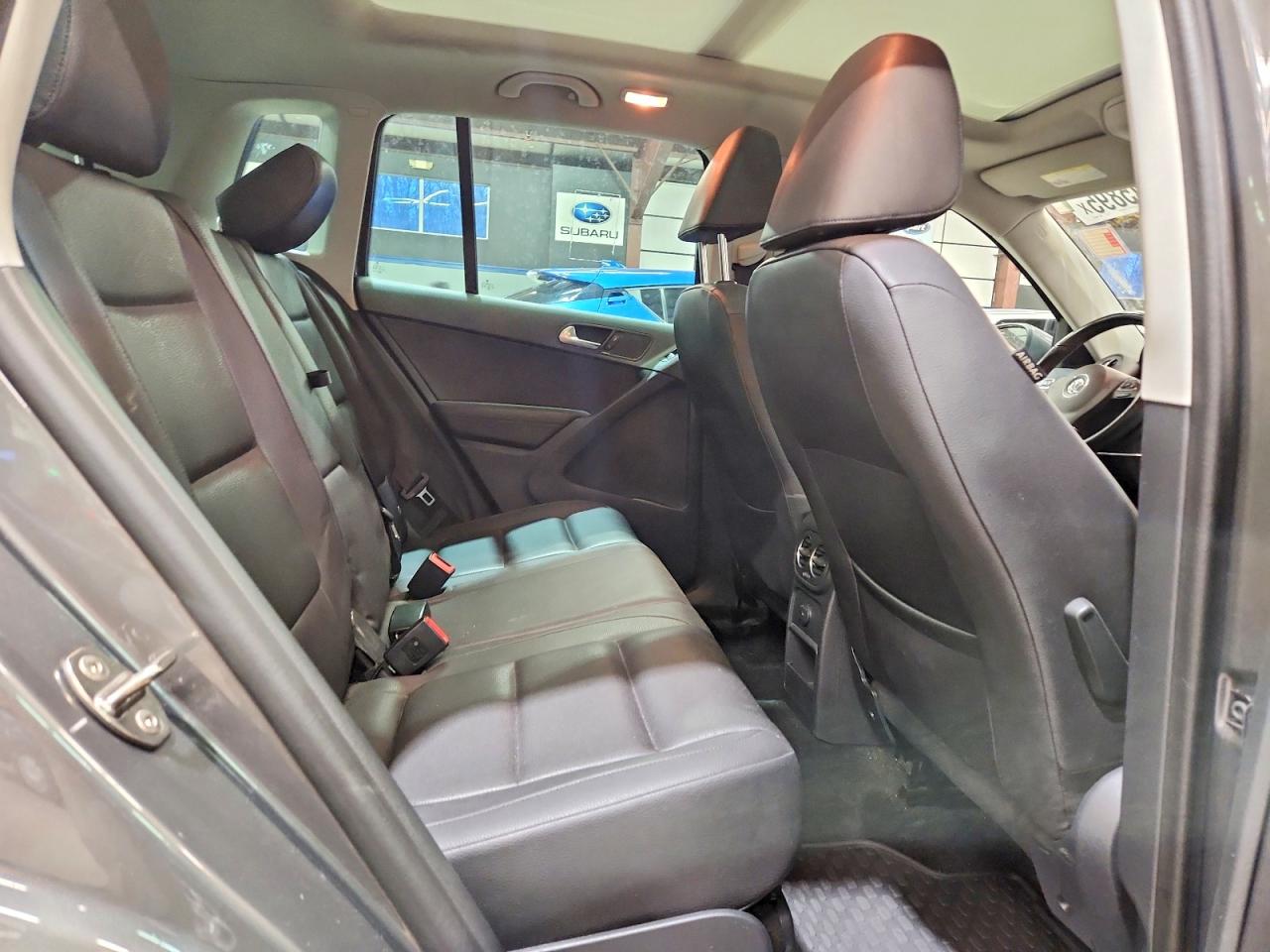 2016 VOLKSWAGEN TIGUAN S photo 11
