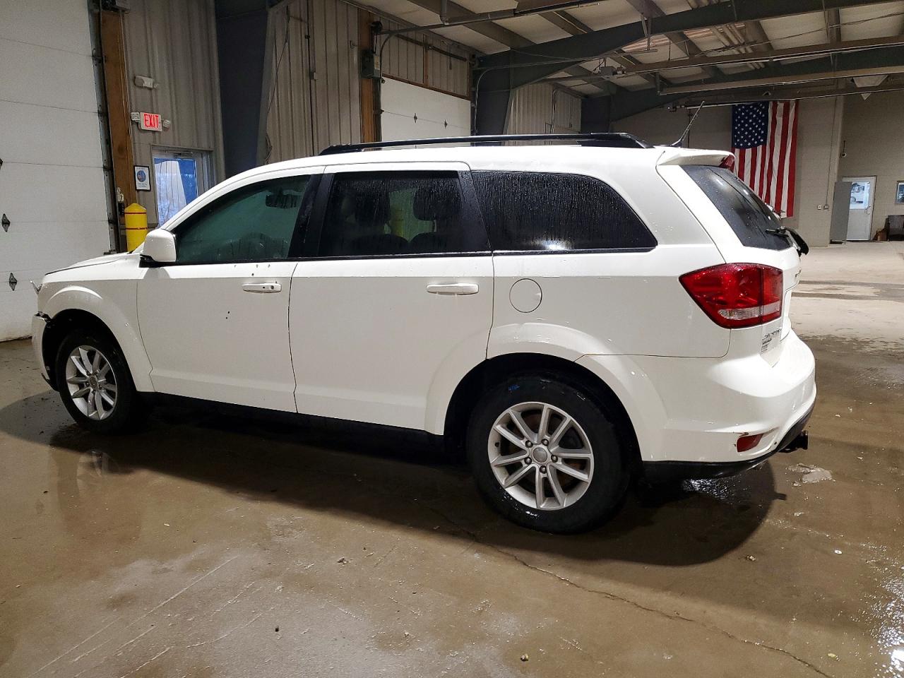 2014 DODGE JOURNEY SXT photo 2