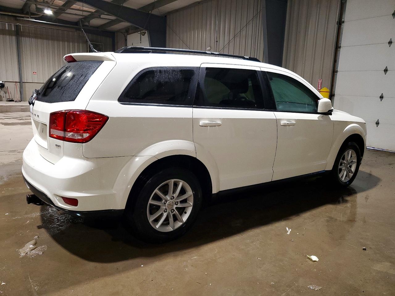 2014 DODGE JOURNEY SXT photo 3
