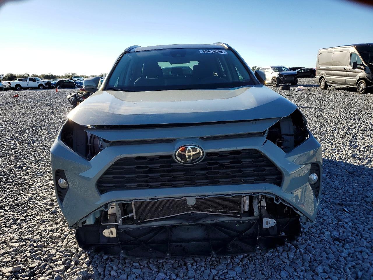 2021 TOYOTA RAV4 XLE photo 5