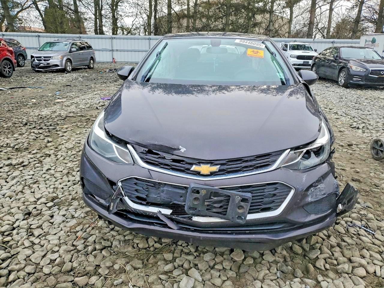 2017 CHEVROLET CRUZE LT photo 5