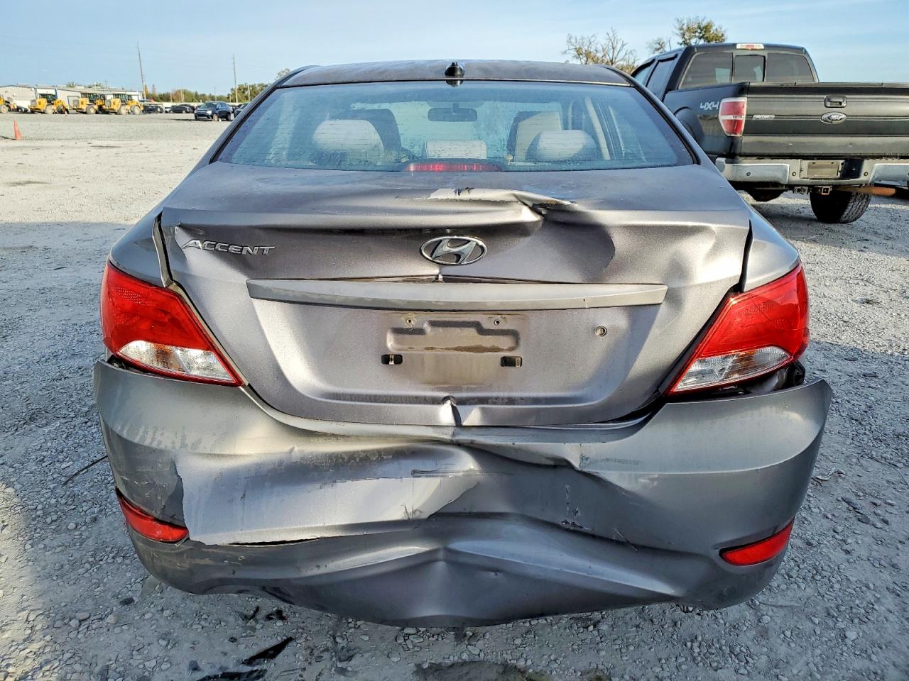2016 HYUNDAI ACCENT SE photo 6