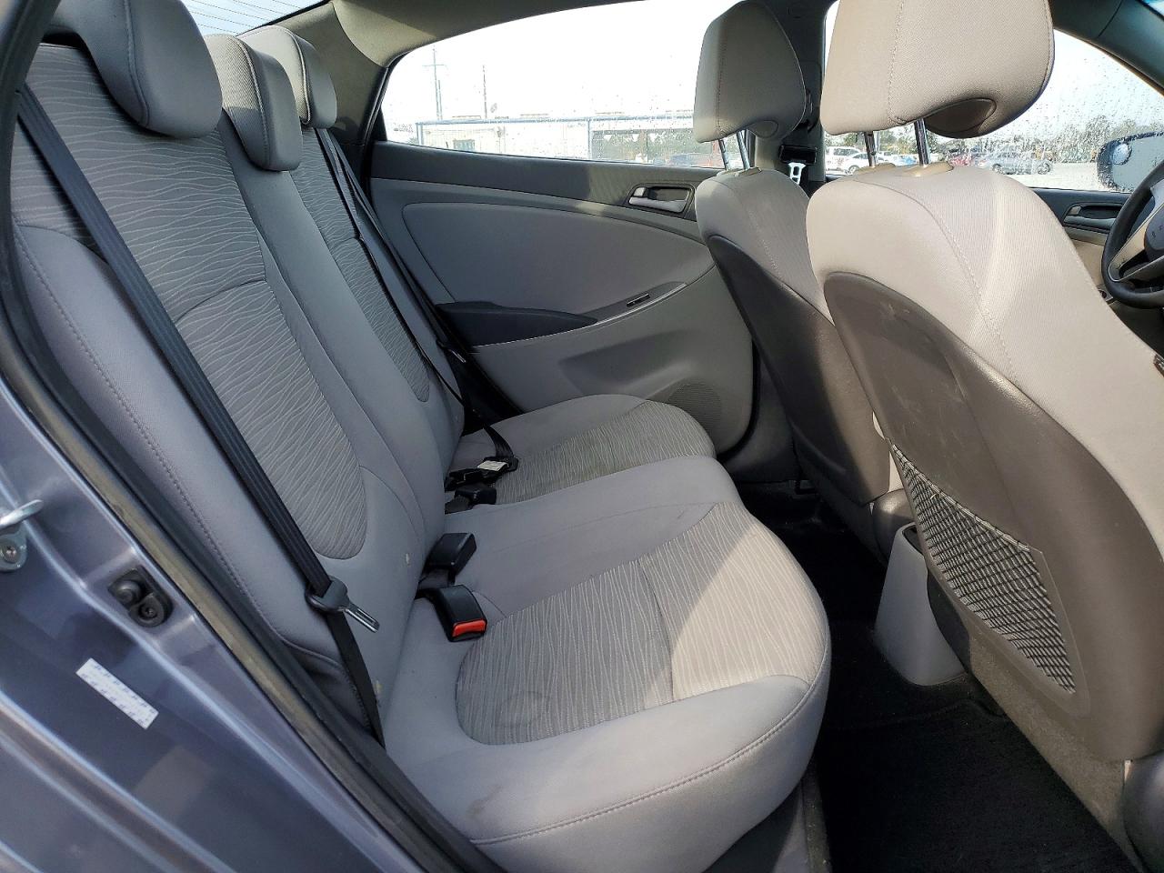 2016 HYUNDAI ACCENT SE photo 10