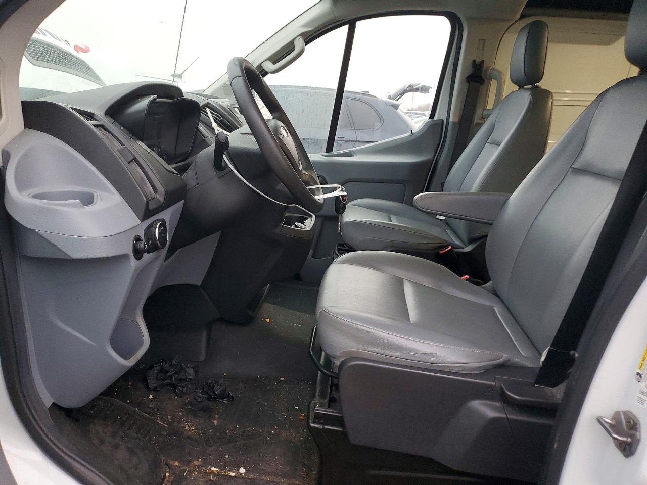 2018 FORD TRANSIT T-150 photo 7