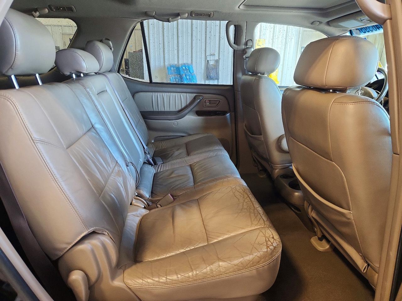 2003 TOYOTA SEQUOIA LIMITED photo 21