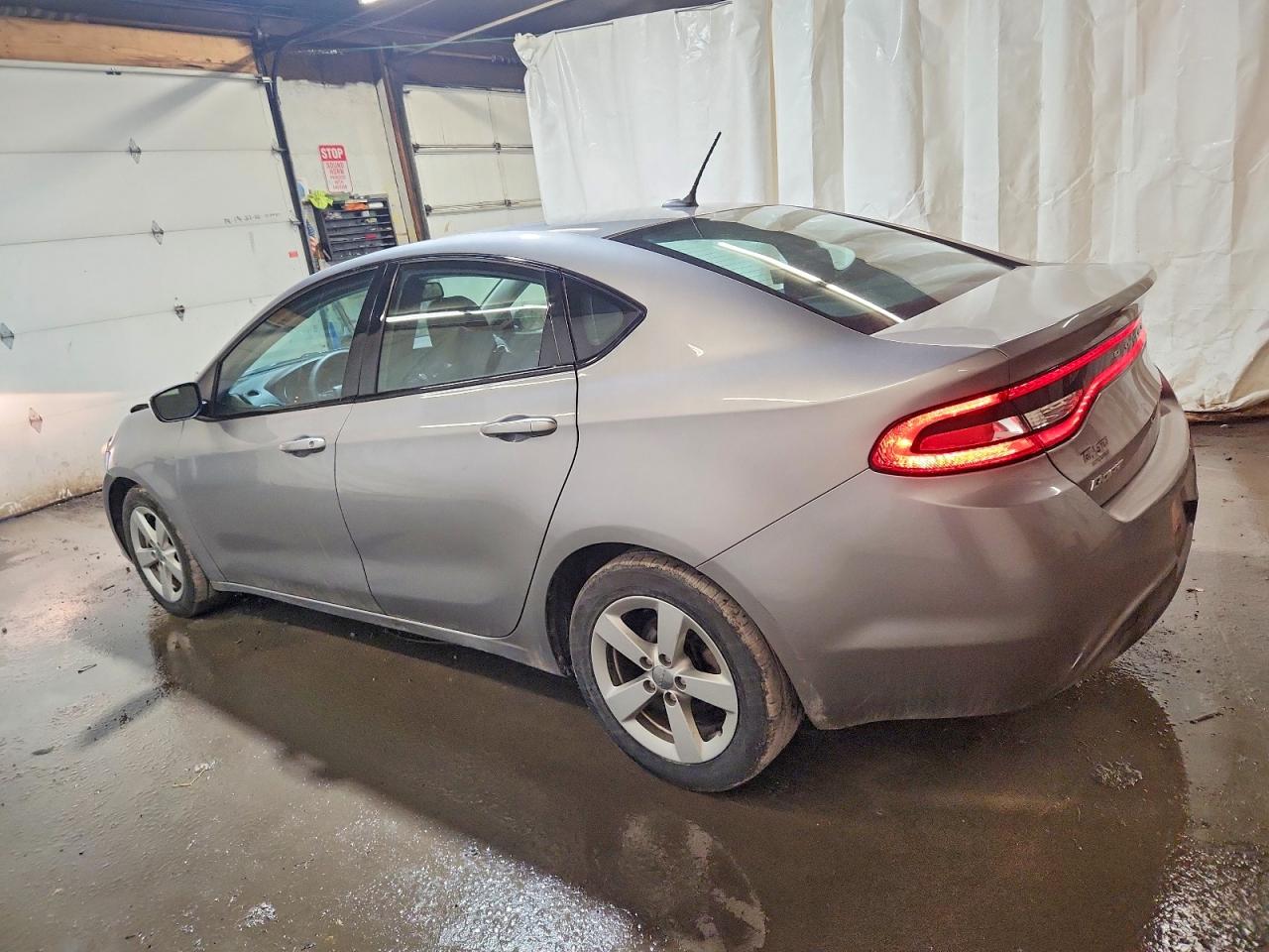 2015 DODGE DART SXT photo 2