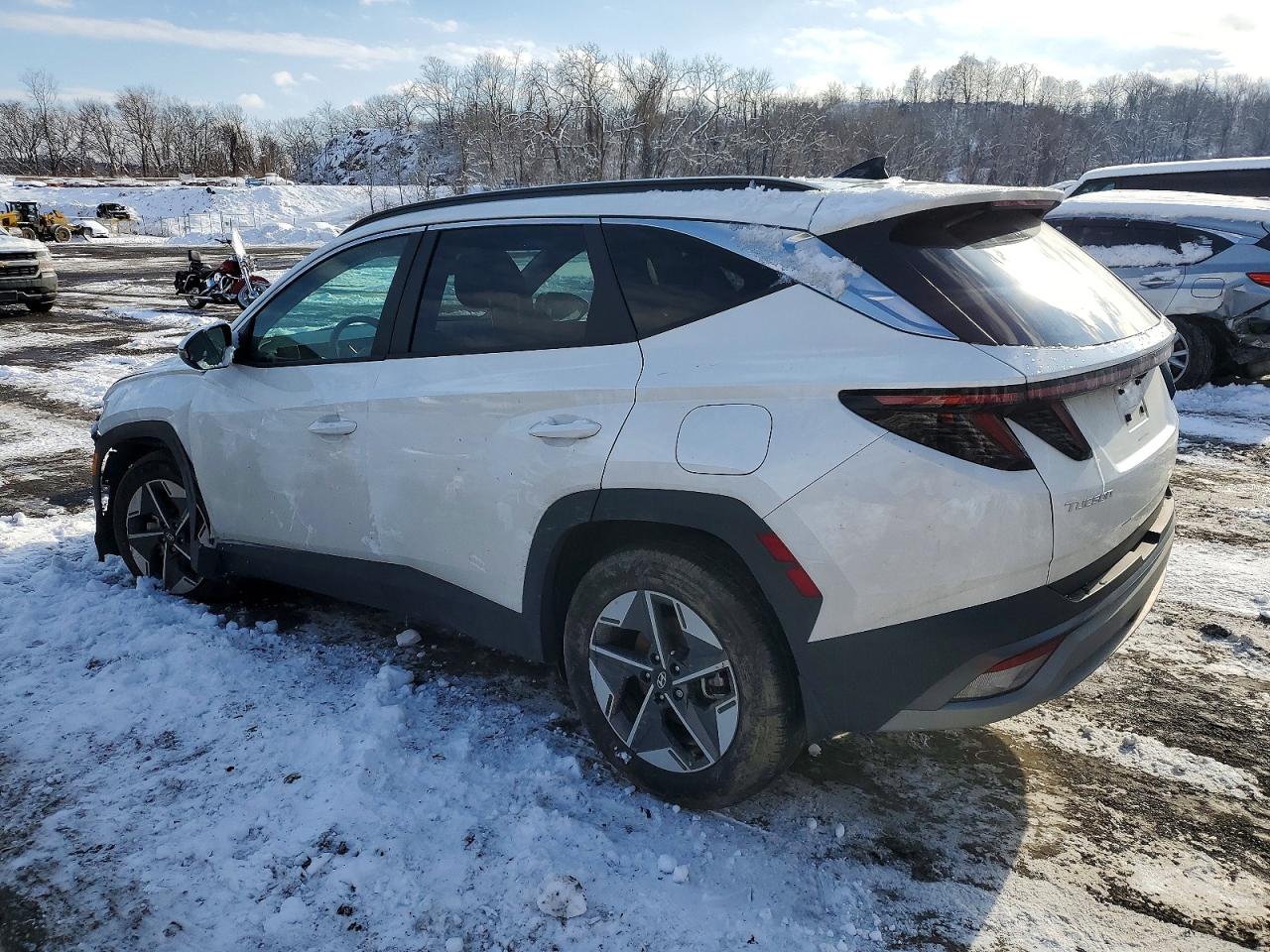 2025 HYUNDAI TUCSON SEL photo 2