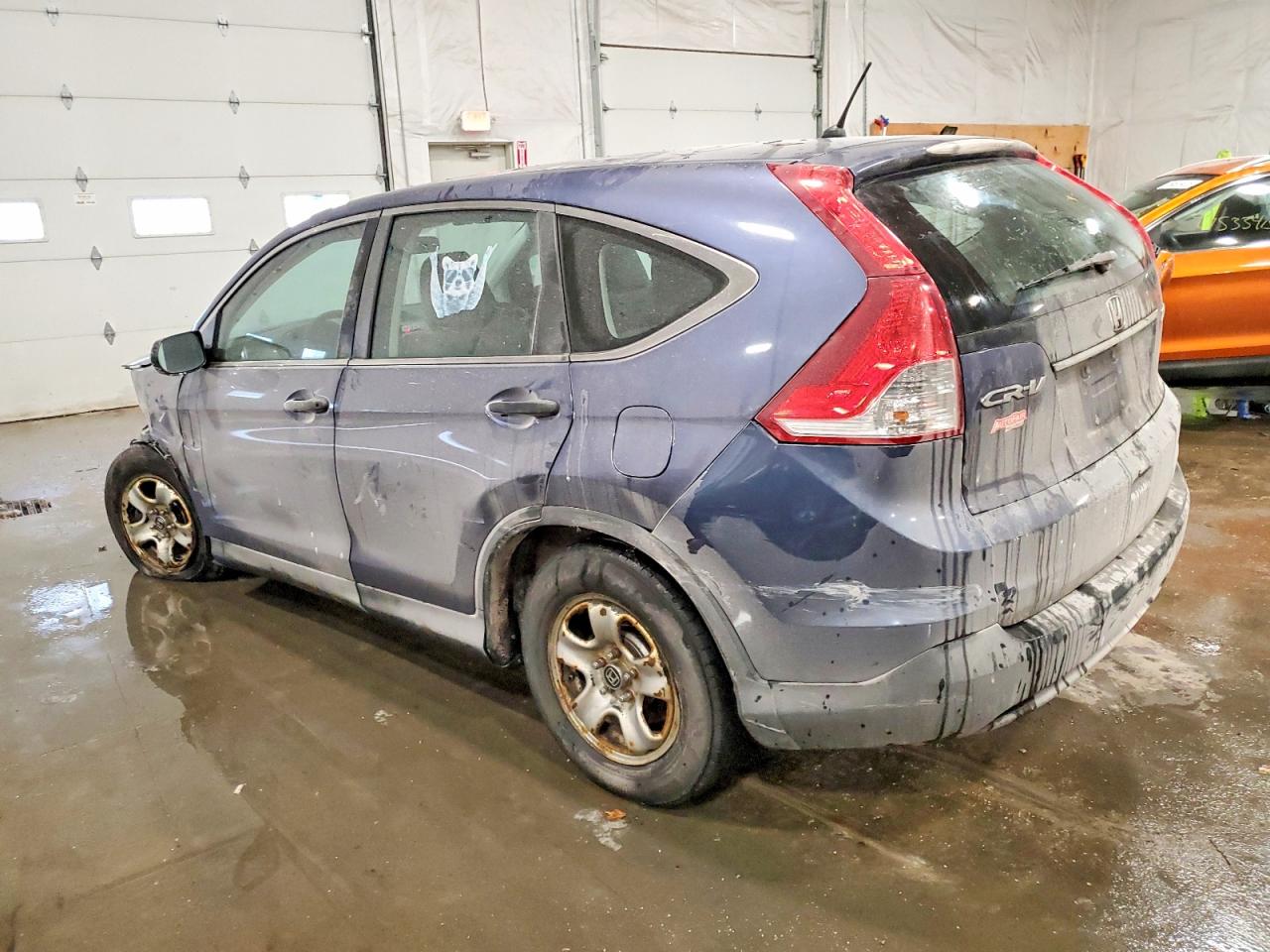 2013 HONDA CR-V LX photo 2
