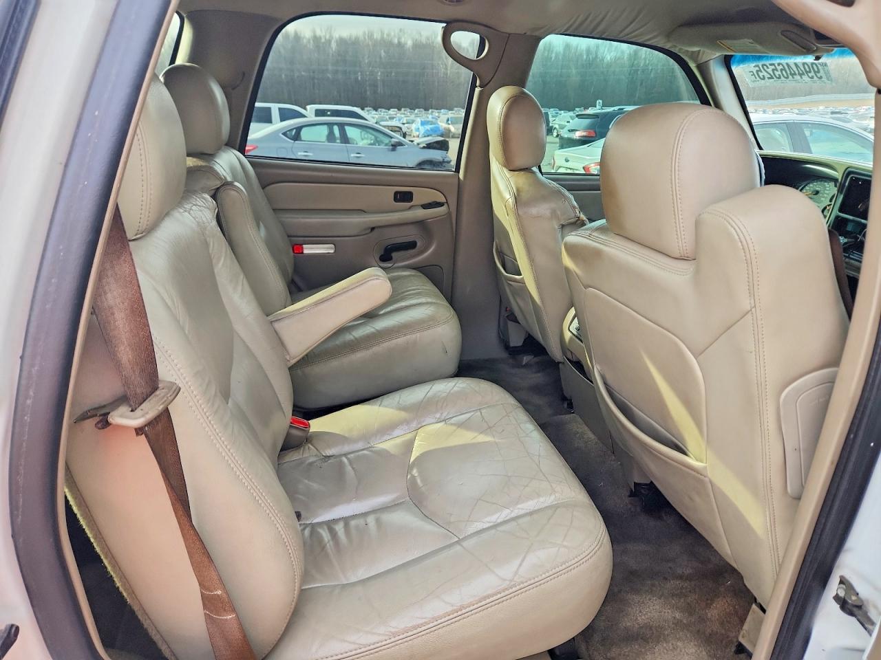 2003 CHEVROLET TAHOE C1500 photo 11