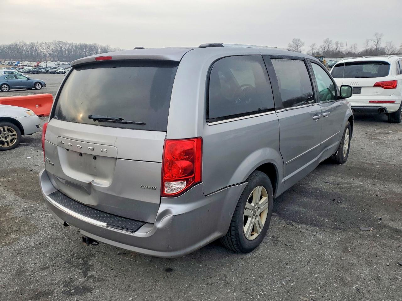 2013 DODGE GRAND CARAVAN CREW photo 3