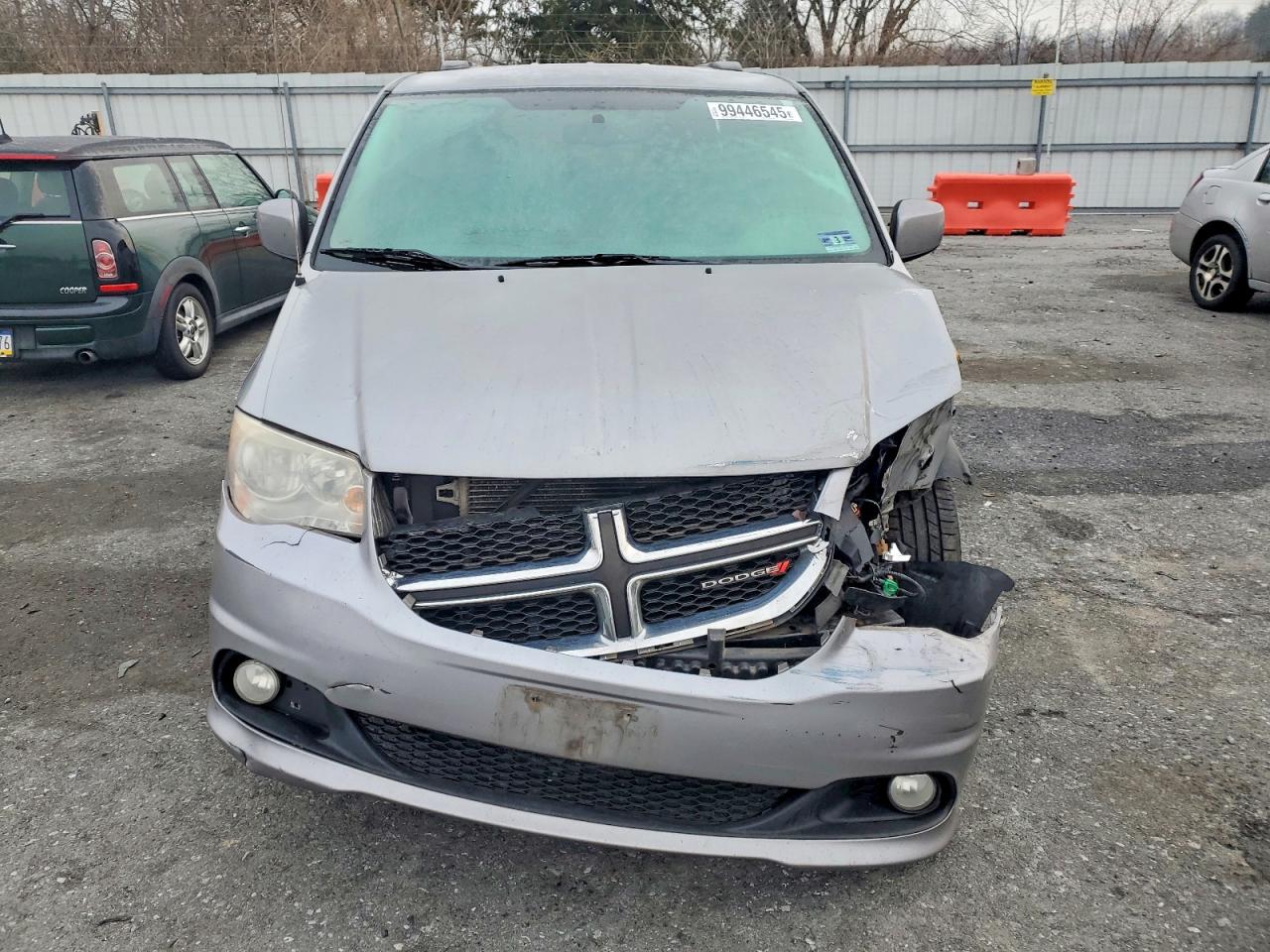 2013 DODGE GRAND CARAVAN CREW photo 5