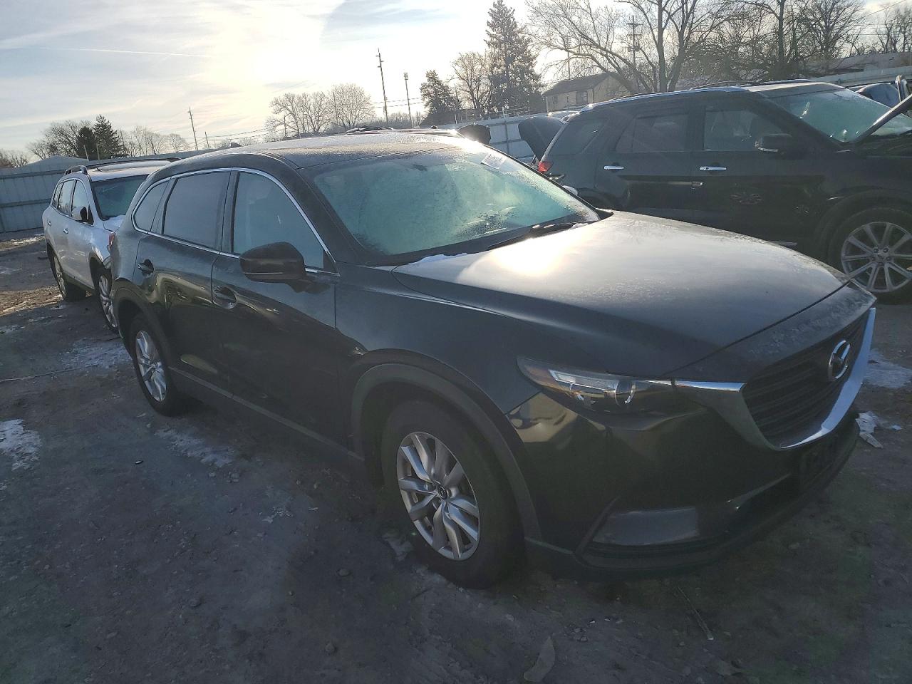 2016 MAZDA CX-9 TOURING photo 4