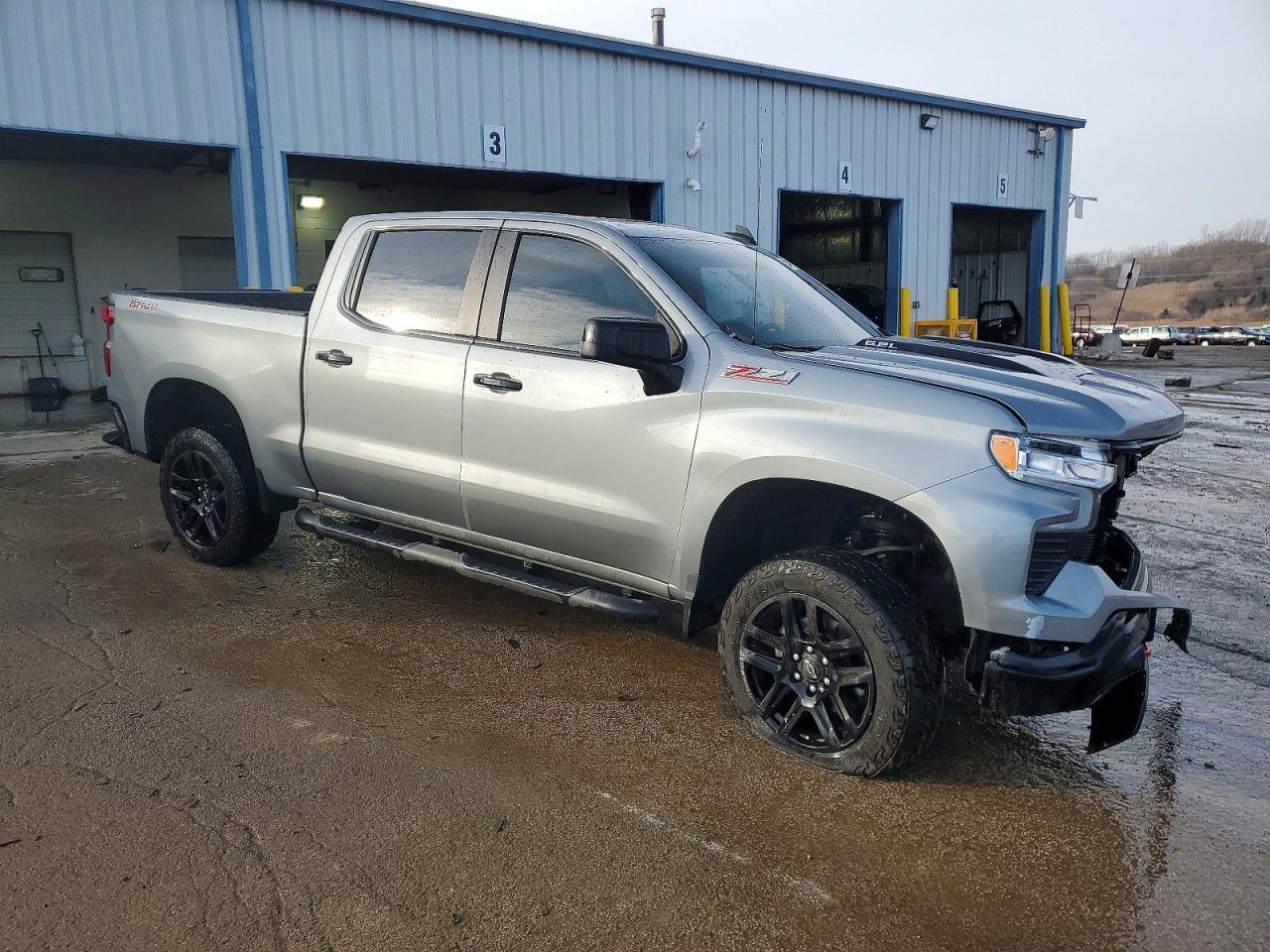 2024 CHEVROLET SILVERADO K1500 LT TRAIL BOSS photo 4