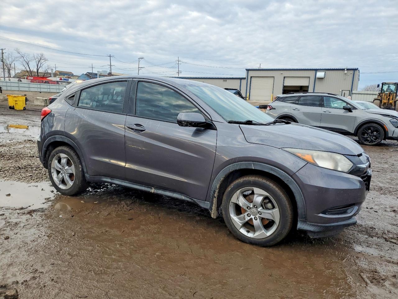 2016 HONDA HR-V LX photo 4