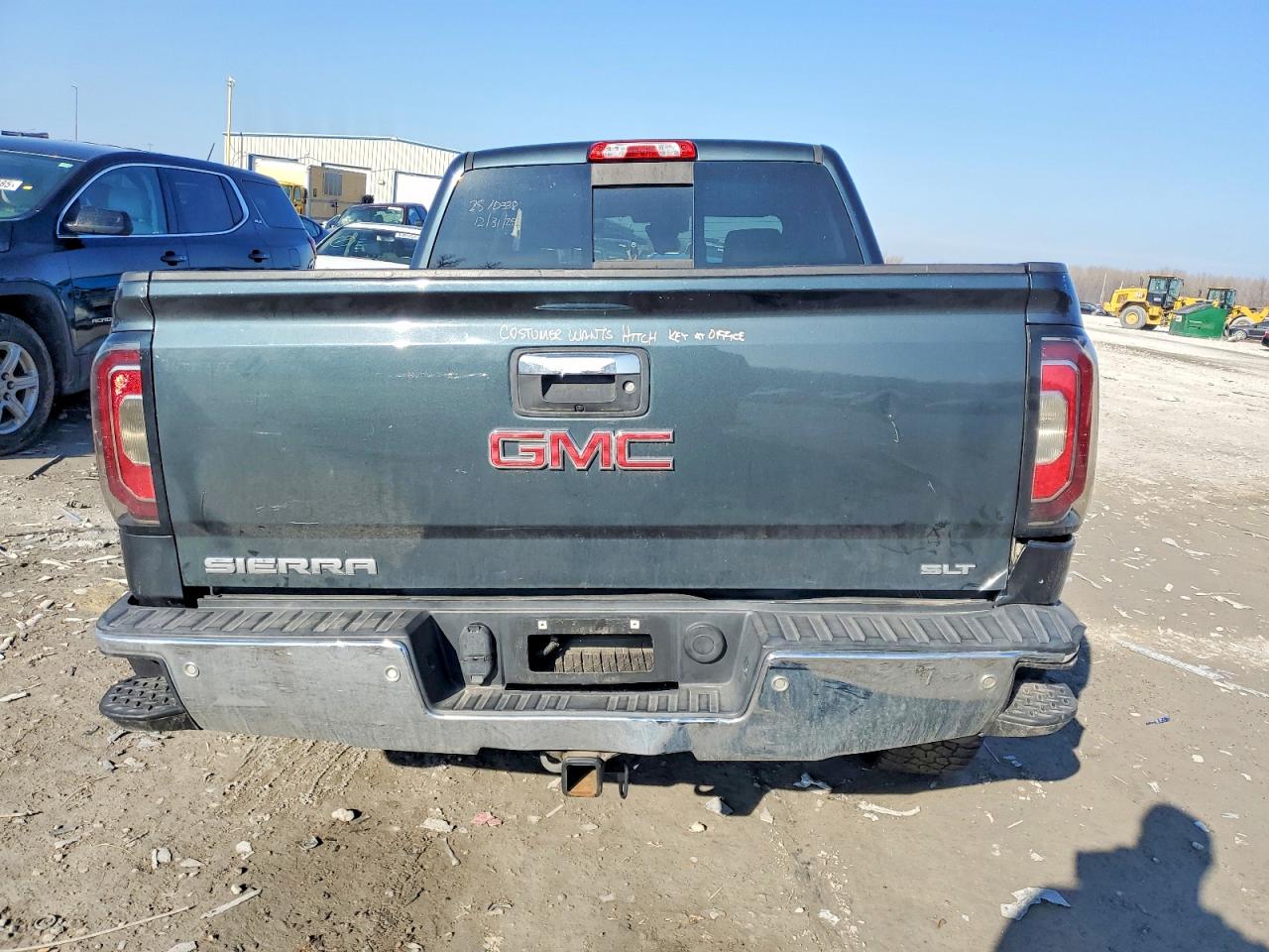2017 GMC SIERRA K1500 SLT photo 6