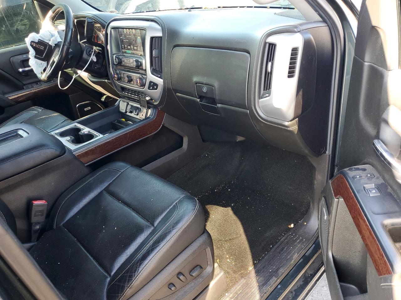 2017 GMC SIERRA K1500 SLT photo 8