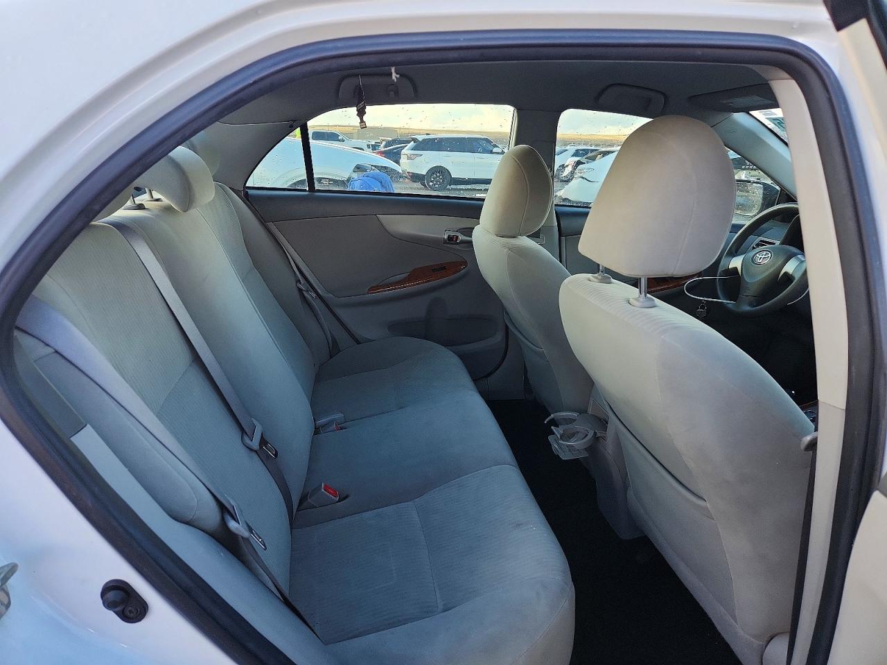 2010 TOYOTA COROLLA BASE photo 10