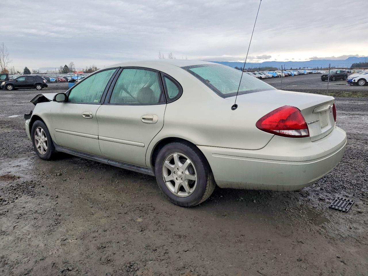 2006 FORD TAURUS SEL photo 4