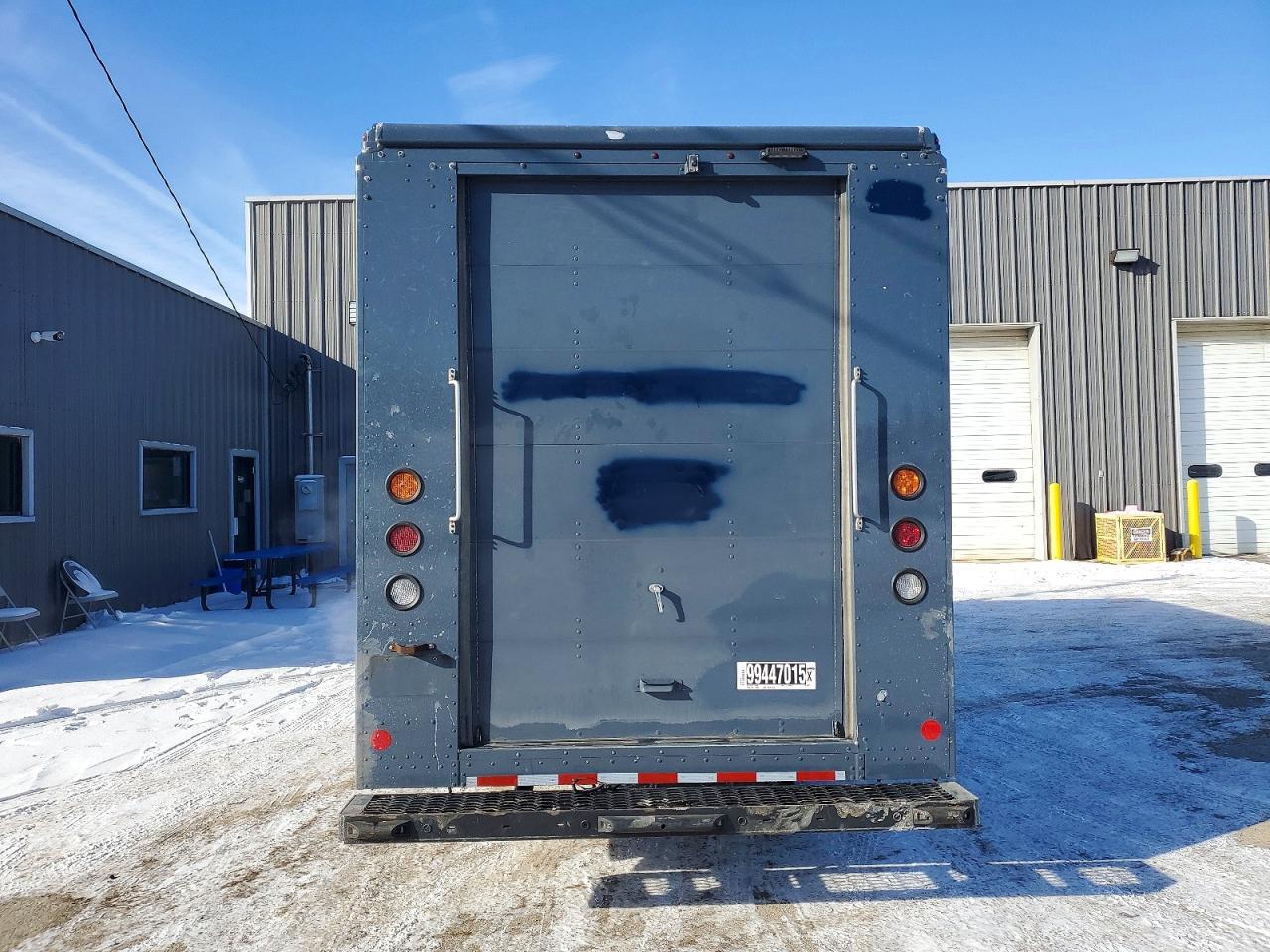 2020 FORD F59 DELIVERY TRUCK photo 6