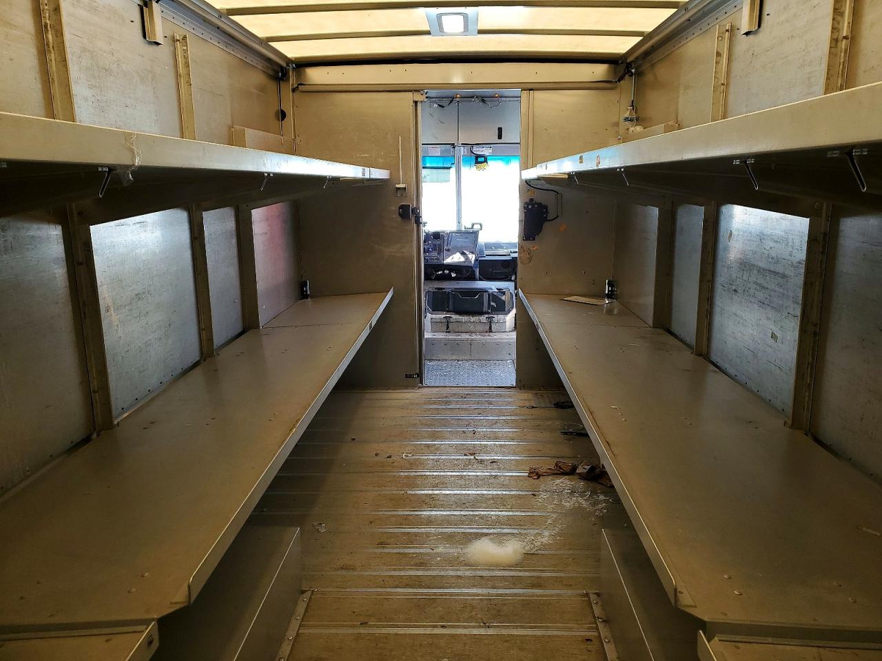 2020 FORD F59 DELIVERY TRUCK photo 10
