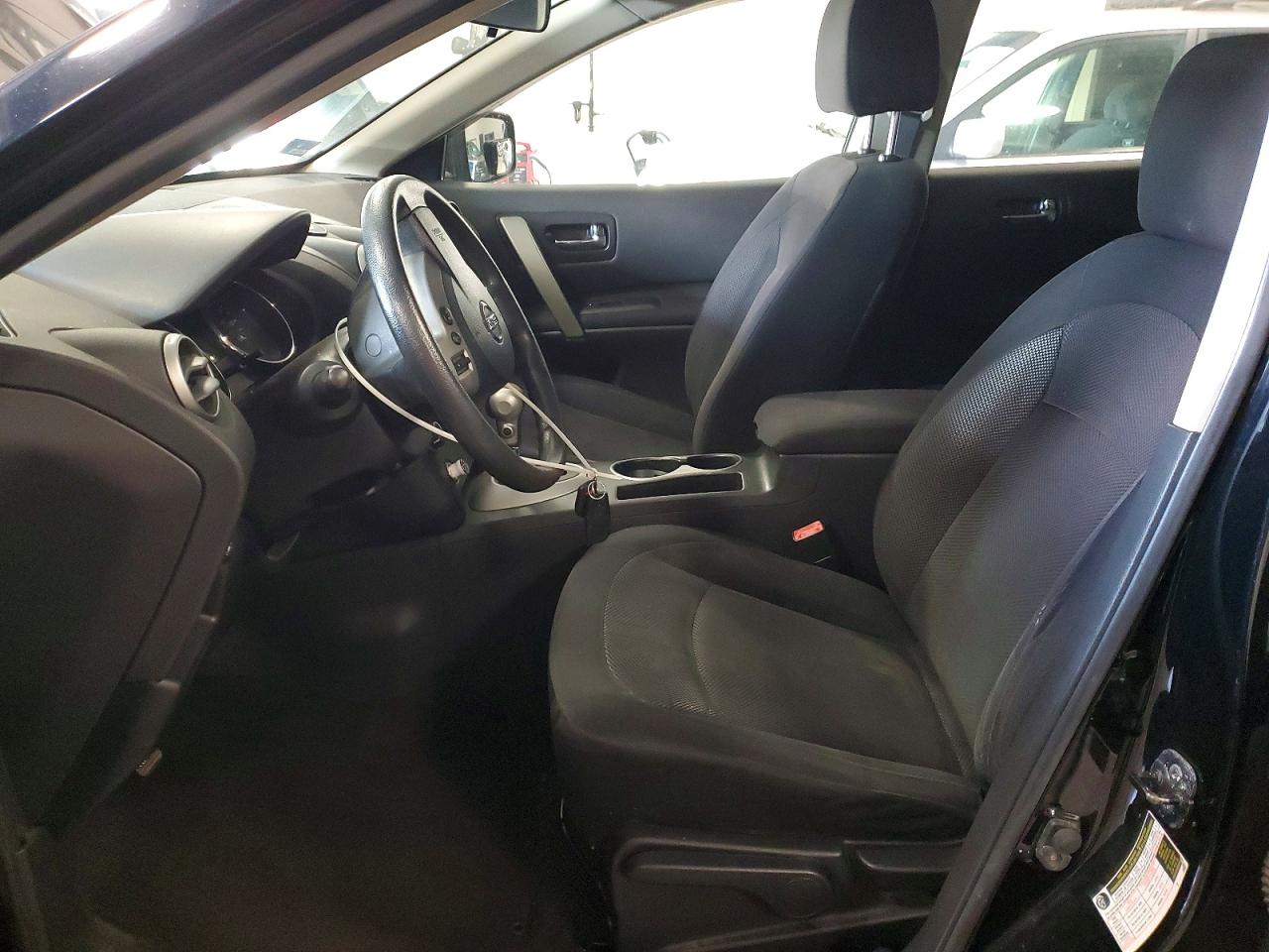 2011 NISSAN ROGUE S photo 13