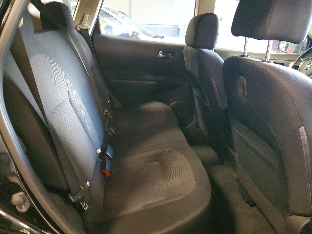 2011 NISSAN ROGUE S photo 21
