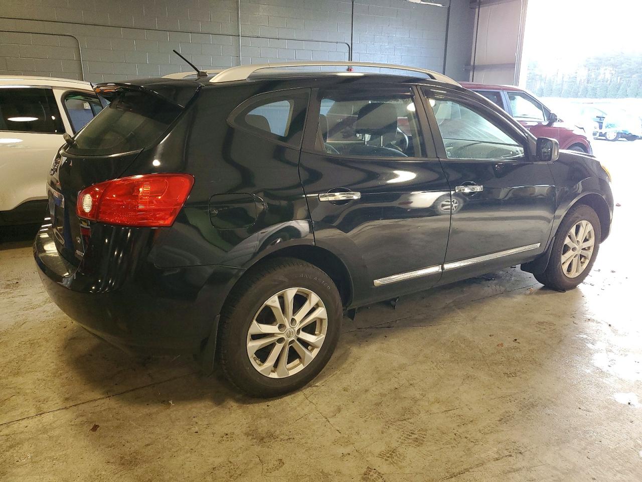 2011 NISSAN ROGUE S photo 5
