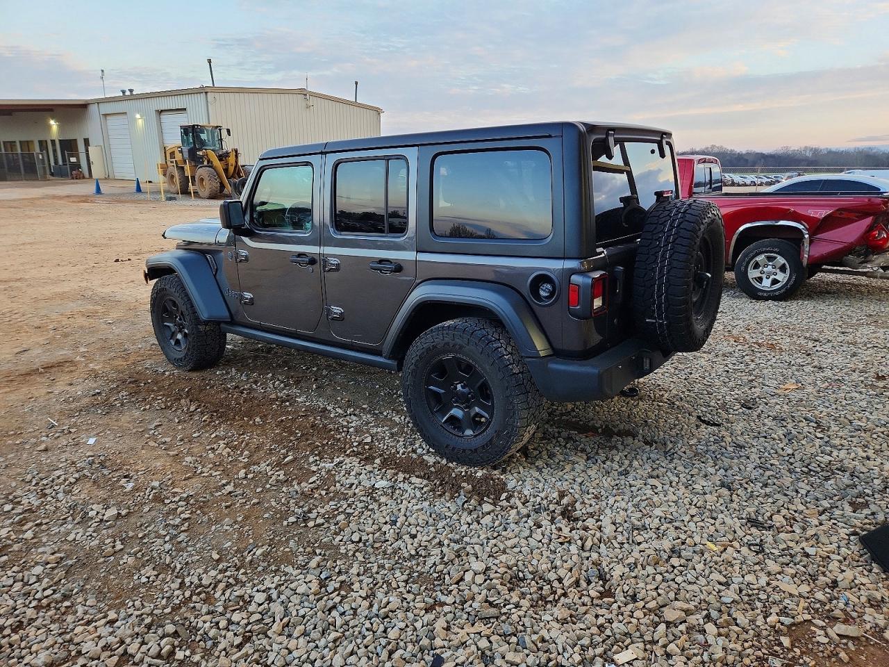 2018 JEEP WRANGLER UNLIMITED SPORT photo 2