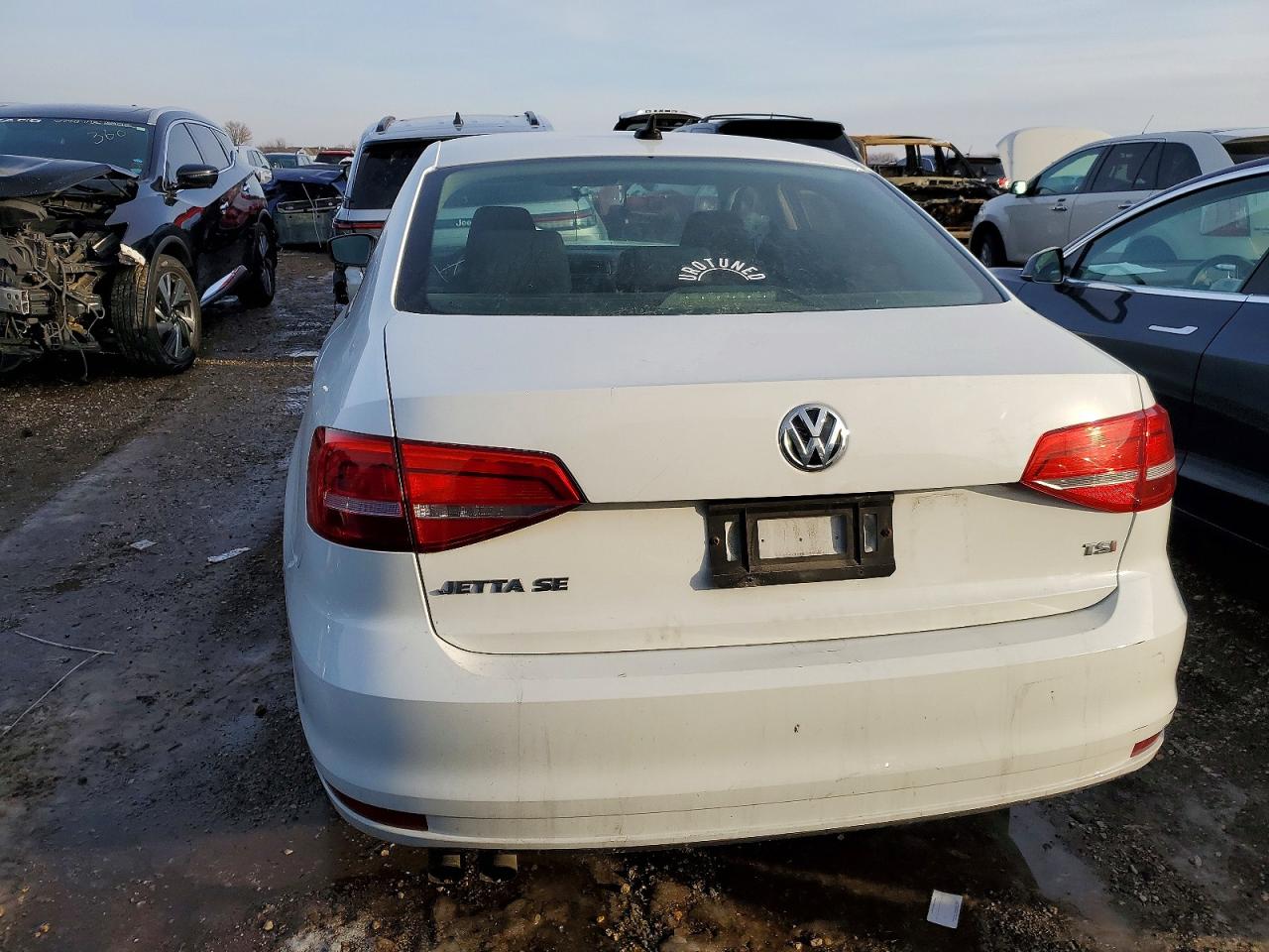 2015 VOLKSWAGEN JETTA SE photo 6