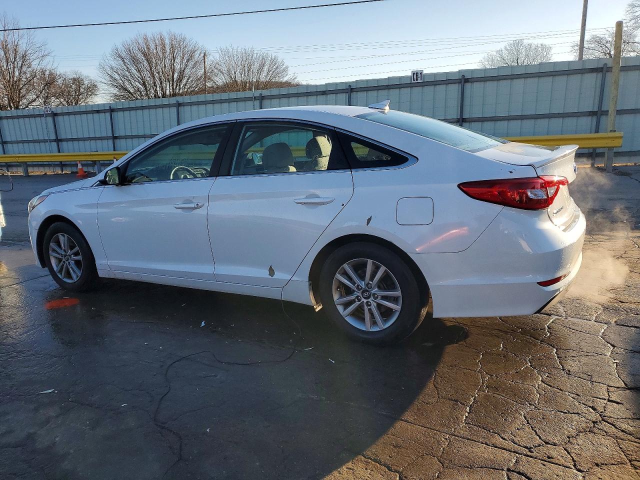 2017 HYUNDAI SONATA SE photo 2
