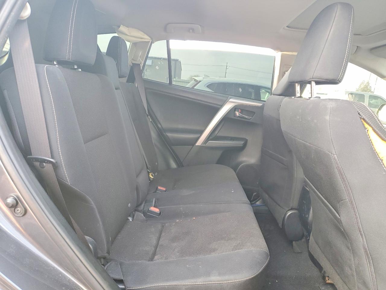 2017 TOYOTA RAV4 XLE photo 11